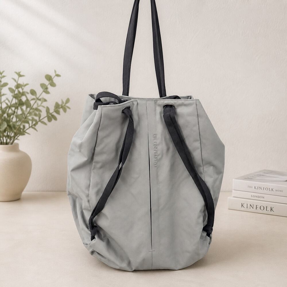 REI COOPERATIVE | Beyonder Travel Tote Convertible Backpack Gray Lightweight Bag